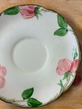 Franciscan Vintage Tea Saucer 5 3/4in Floral Desert Rose USA Earthenware.